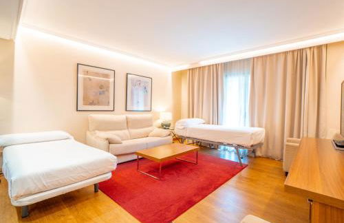 Aparto-Hotel Rosales - Photo 30