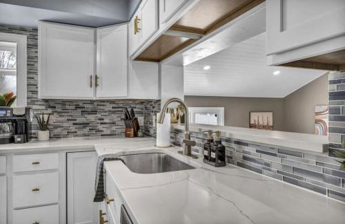 Swim and Relax In our Pool and Hot Tub and Recently Renovated - Photo 6