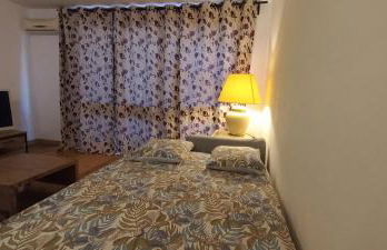 Loft climatisé "La pinède", 50 m2, très calme, 5 mn à pied des plages, lit King Size - Foto 9