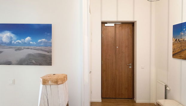 Appealing Apartment in Den Haag With Balcony - Foto 2, Recepción