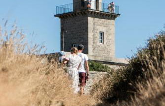 Villa avec piscine privée, sauna, jardin et parking - Foto 26