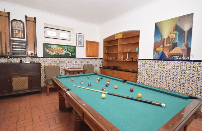 Sprawling Villa Near Alenquer - Photo 25