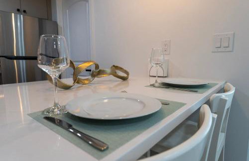 Brand New Luxury Basement Apt - Foto 9