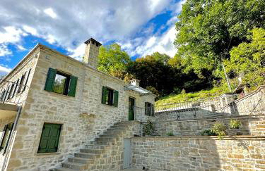 Waterfall Kataraktis Vatatsi - Foto 33