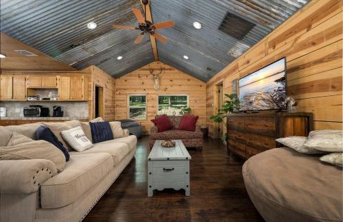 Impressive Cabin Surrounded by Trees in Nashoba, Oklahoma - Foto 16