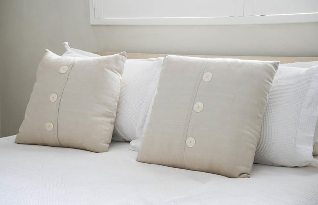 Walk to Coogee Beach Apartment Retreat - Photo 9