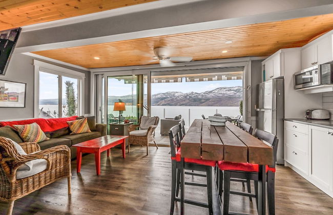 Lakeside Serenity Retreat 10 - Photo 8