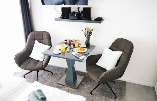 HH 05 by ROCKCHAIR - SUPERHOST Status - Modernes Apartment mit sonnigem Balkon & premium Boxspringbetten in Winterhude - Hamburg Top Geheimtipp - Foto 32