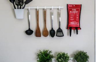 5 bedroom house, free parking, near football, sleeps 8 - Photo 34