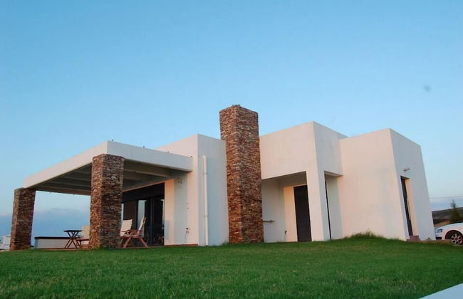 Cristelia Luxury Sea Front & Pool Villa - Foto 24