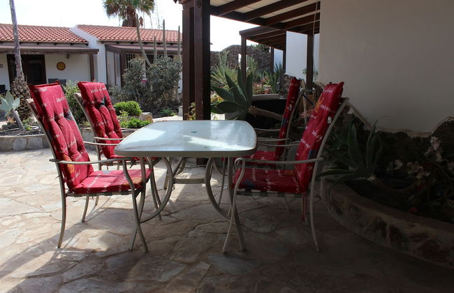 Beautiful 2-bed Bungalow in Parque Holandés - Photo 17