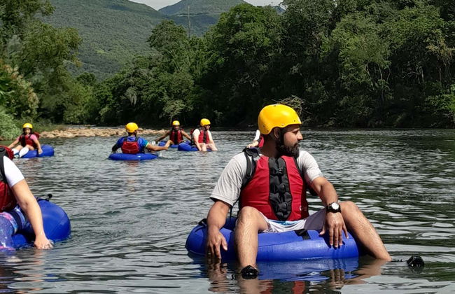Tubing en el río Canoa - Foto 1