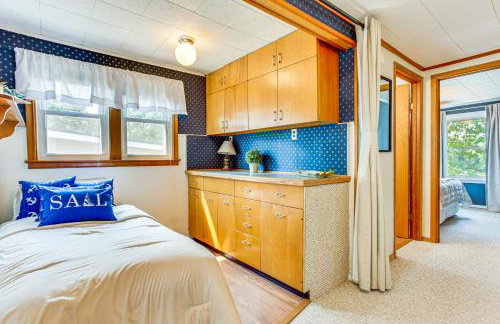 Lakefront Home with Patio in Havana! - Photo 18