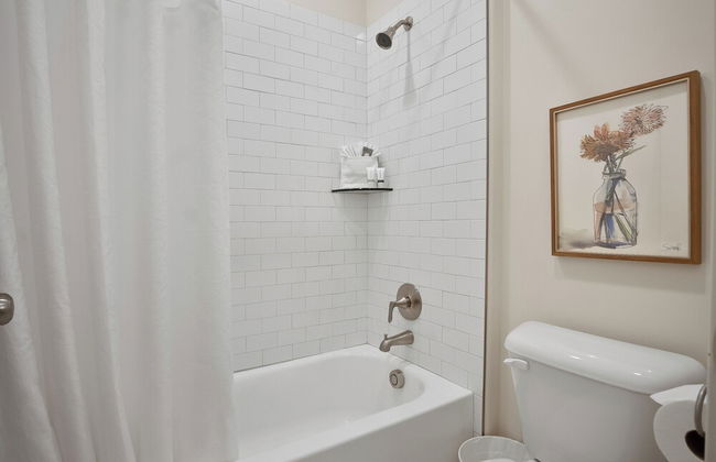 Magnolia Pool, Hot Tub, and Pickleball! - Foto 32