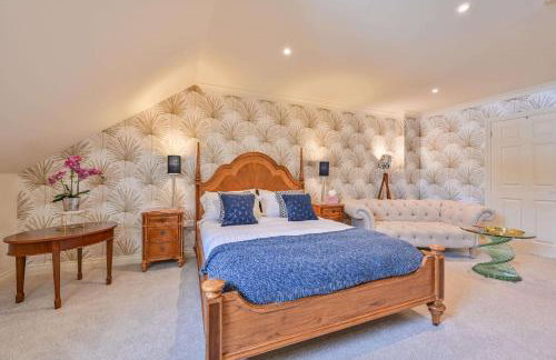 Lisburne Place - Luxury Three Bedroom Town House - Photo 23