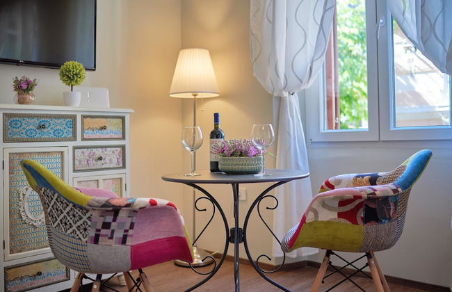 Old City Romantic Studios - Foto 7