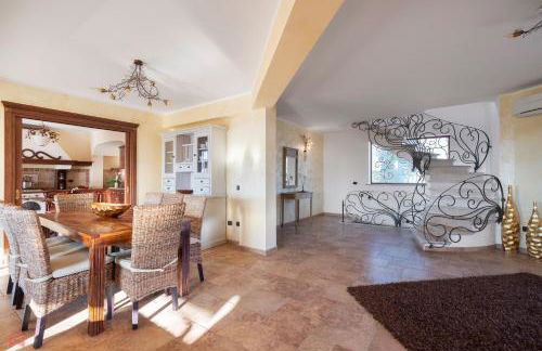 Panoramica Villa con Piscina sul Mare (Sanificata) - Foto 17