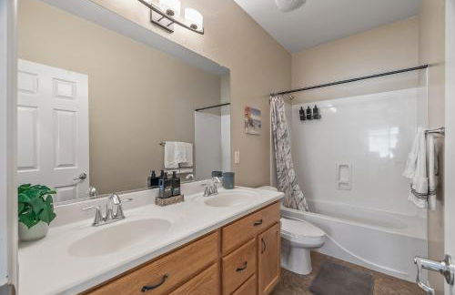 Entire Home in Surprise Downtown, Arizona - Foto 5