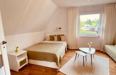 Piękny domek z dużym ogrodem - Foto 17