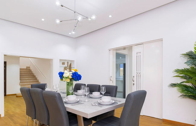 LUX The Meadows 5 Bed Villa - Foto 18