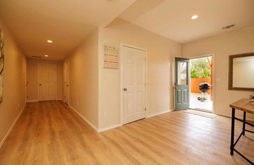 Spacious 3BR Terrace Apt Near LakePoint and Golf - Foto 18