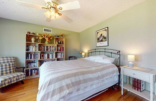 Hilltop Sierra-View Home Ranchito Retreat with Pool - Foto 11