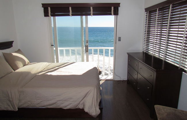 3 Bedroom House on the Beach - Photo 19