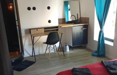 La Céliane- climatisé avec patio classé 3 étoiles - Foto 9