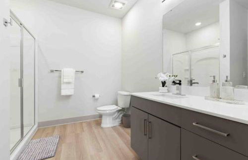 Luxe Living 5 Min From Downtown - Foto 10