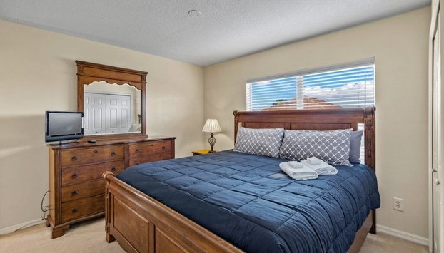 Family Ready In Gated Community Near Attractions 5 Bedroom Villa by RedAwning - Foto 4, Zimmer