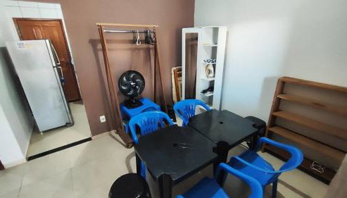 Casa tem 2 quartos com ar condicionado, garagem, aumenta geralmente é mais 50 por cento o valor - Foto 3