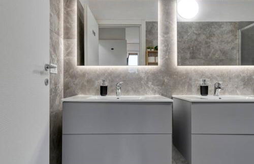 FREE Parking Large Apartment x11 with 4 bathrooms - Photo 49