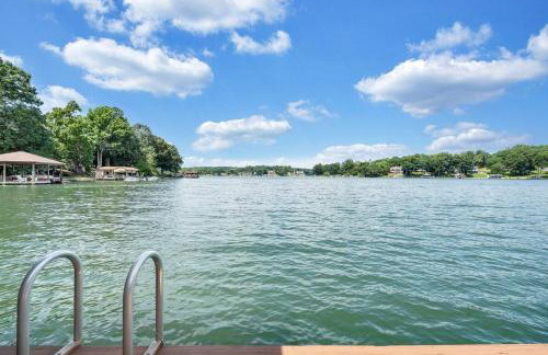 Private Lakefront Oasis - 5 Bedroom, Private Dock, & Firepit - Foto 33