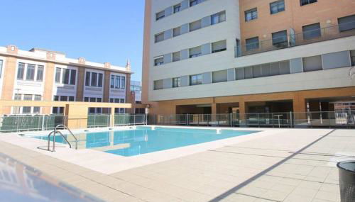 Ático con terraza y vistas, parking gratuito - Foto 4