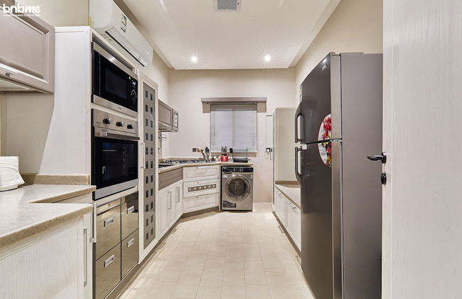 bnbmehomes-Top-tier Interiors-B10 - Photo 11