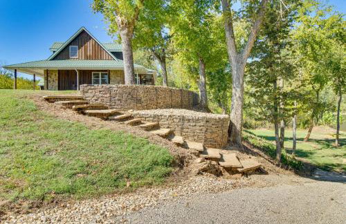 TroutFest Riverfront Norfork Home, Great Fishing - Foto 35