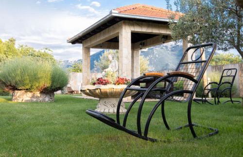 Villa Popovi a Dvori - Six Bedroom Villa with Pool - Foto 1