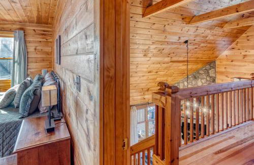 MTN Cabin Sleeps 10 - 5 Mins To Fishing & Camping - Foto 10