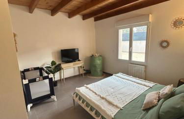 Maison au calme avec piscine Vallon Pont d'Arc - Foto 5