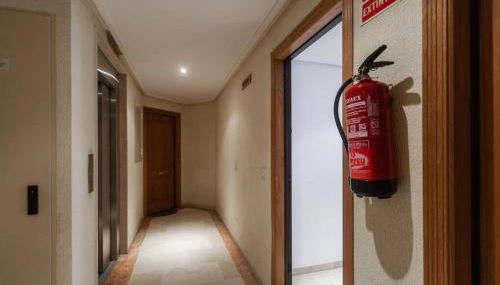 Valencia las Artes y Ciencias + Garaje + Netflix - Photo 4