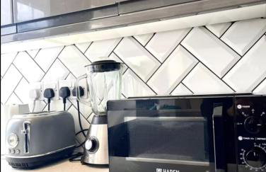 Turquoise Tranquil- 3 Bed House - Photo 28