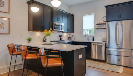 2 Homes, 7BR Rooftop Getaway In Trendy Town Near Downtown, 5 Mins to Nissan Stadium, Less than 10 Mins to Broadway, 24 Hr Hospitality, Great for Groups - Foto 4