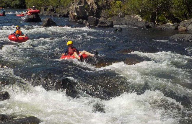 Tubing en la selva de Cairns - Foto 1