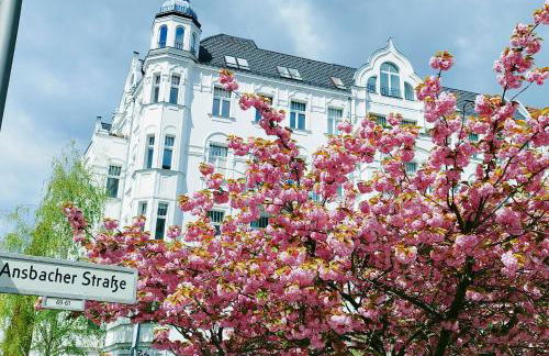 Apartment 3 large rooms with 2 separate bedbrooms close to city centre near Kudamm and KaDeWe - Foto 21