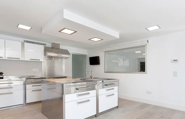 Top Luxury Marbella Villa - Photo 8