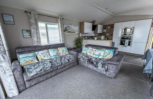 Stunning Caravan With Large Decking At California Cliffs In Norfolk Ref 50001Oc - Foto 7