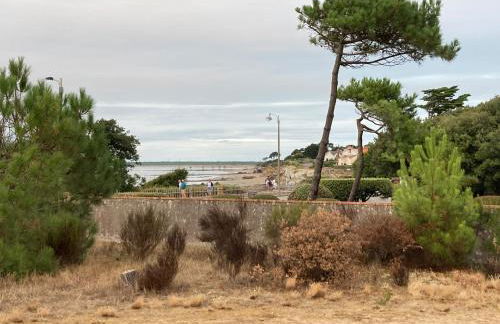 Grande maison face à l'océan - Photo 13