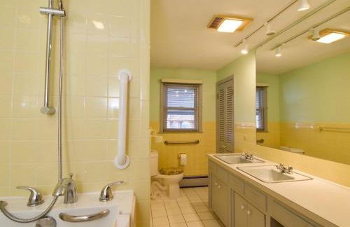 cozy 5bd single -family home in Longmeadow - Foto 47