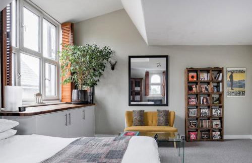 Unique Chiswick Penthouse with Roof Terrace - Foto 29