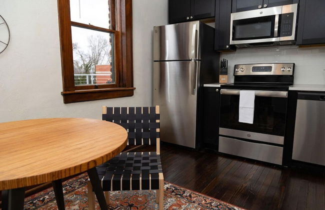 Luxury Multi-unit Historic Building Near Downtown - Photo 35